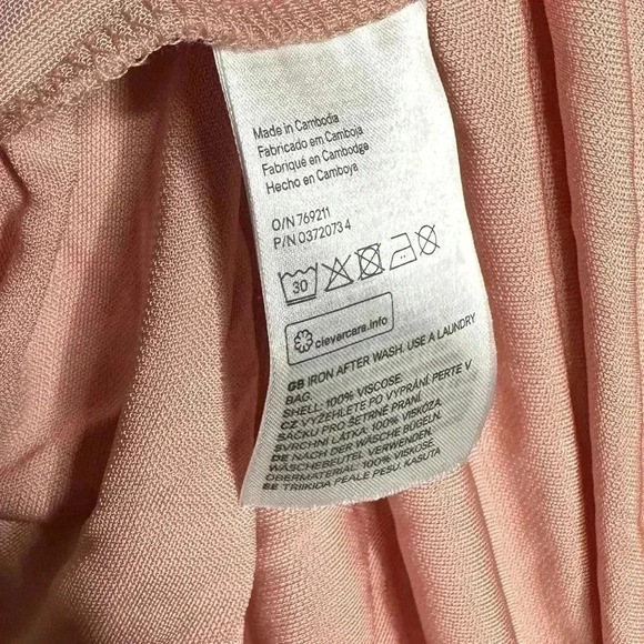Blush pink H&M sleeveless blouse Size S keyhole women's business summer spring - Picture 5 of 5